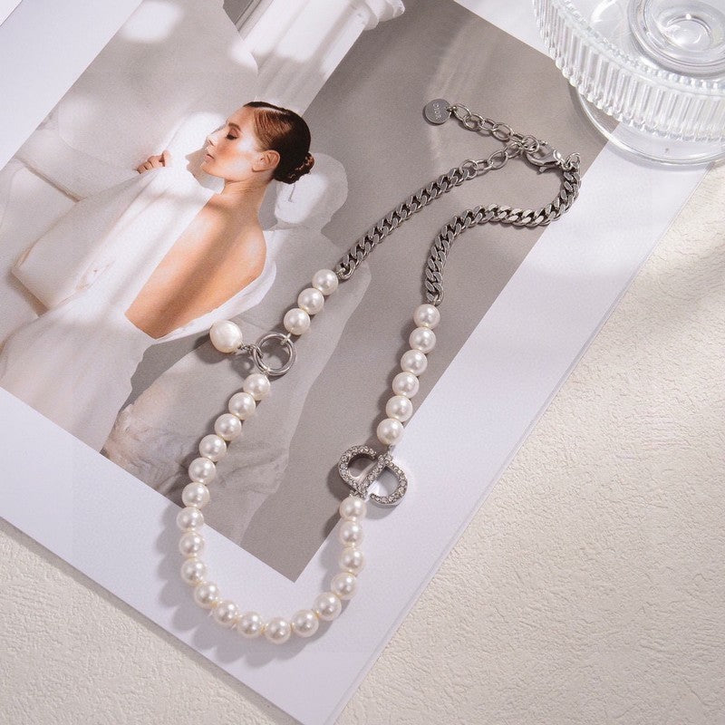 18K Dior 30 Montaigne Pearls Necklace
